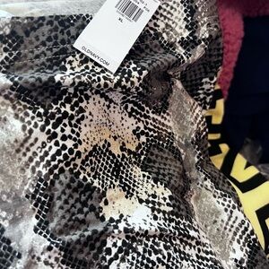 Old Navy Monochrome Snakeskin Blouse